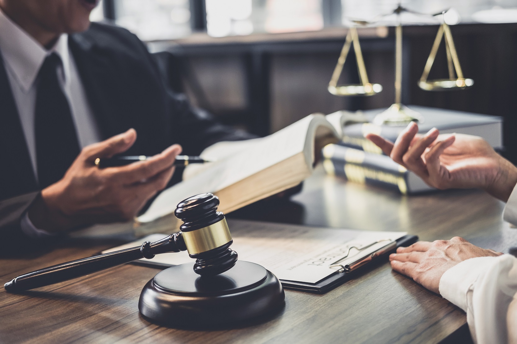 Jurisprudence : retour sur les décisions de nos tribunaux